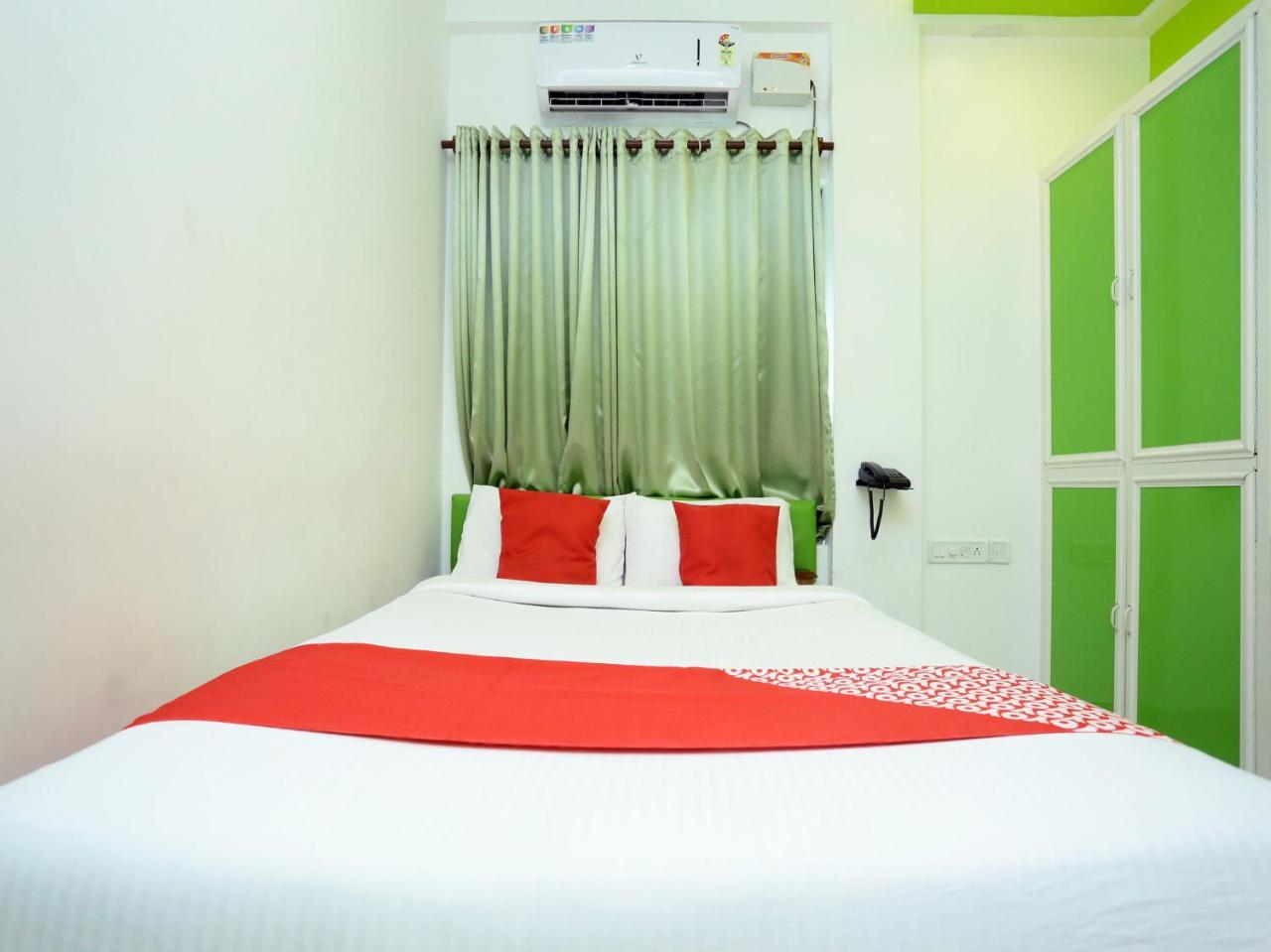 Hotel Oyo 9557 Near Kims Hospital Thiruvananthapuram Exterior foto